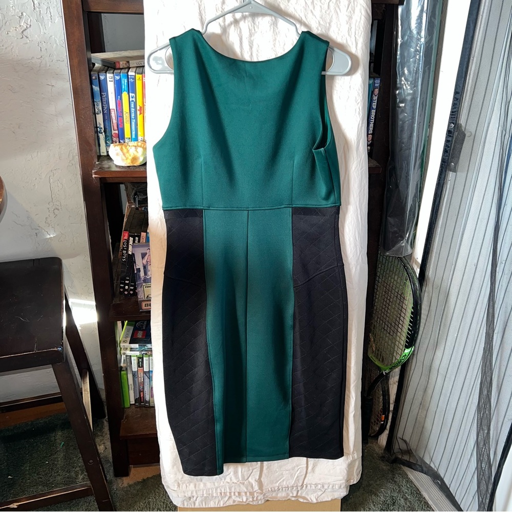 Green & Black Formal Dress - Picture 4 of 4